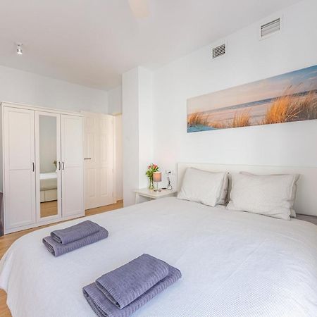 Ventura 2 - Centric & Pool - Simplytarifa Appartement Buitenkant foto