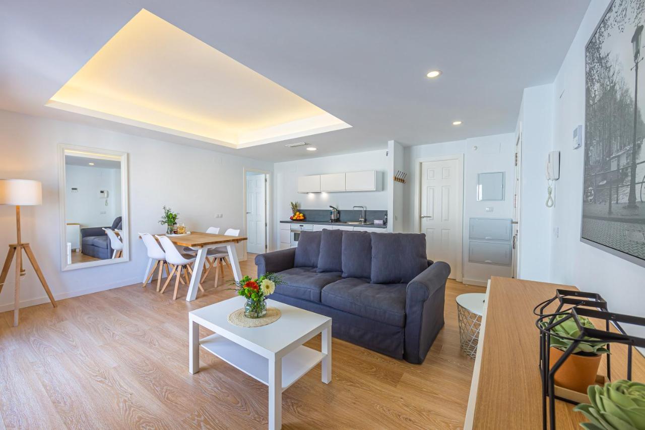 Ventura 2 - Centric & Pool - Simplytarifa Appartement Buitenkant foto