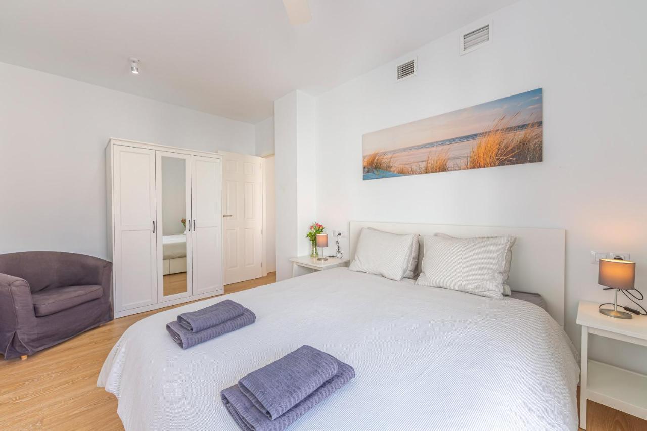 Ventura 2 - Centric & Pool - Simplytarifa Appartement Buitenkant foto