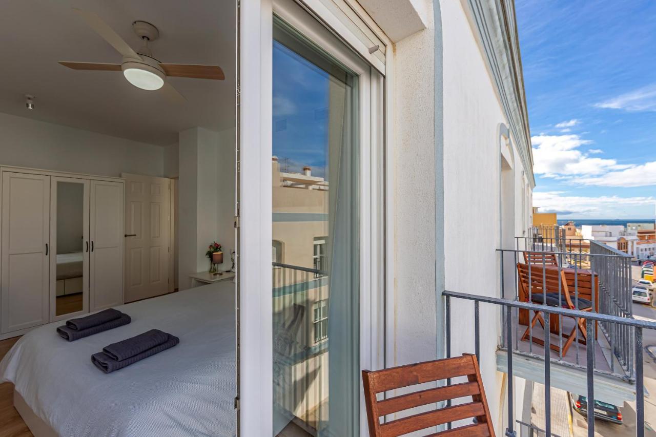 Ventura 2 - Centric & Pool - Simplytarifa Appartement Buitenkant foto